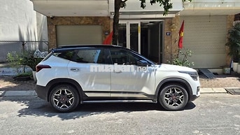 Kia Seltos 1.4 Premium 2020 Trắng nóc đen