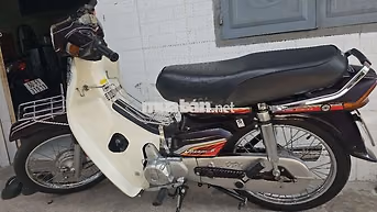 Honda Dream Thái Nâu, trắng Thái Lan