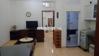 Chính chủ cho thuê CHDV 65m2 2N1K ngõ 141 phố Trích Sài, Tây Hồ Hà Nội