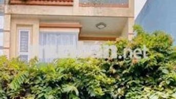 nhà 3 tầng 4pn 4wc sân thượng hẻm 7m thông phù hợp ở và lmowr vp cty