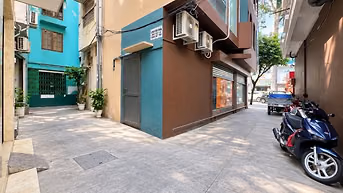 Hẻm Đẹp Kê Mặt Tiền Cao Thắng Quận 3 41M2 Ngang 3M5 4 Tầng - 8 Tỷ 2