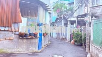 bán gấp lô đất góc 2 mặt tiền đường 8, DT:200m2, ngang 12,2m, giá 8 tỷ