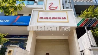 🏢 Cho Thuê Tòa Nhà MT Lê Văn Sỹ Phú Nhuận - Hầm Xe Rộng, Thang Máy Mới