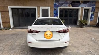 Mazda 3 Trắng đời cuối 2017 đầu 2018