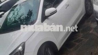 KIA Soluto Deluxe 2019 Trắng Tự động