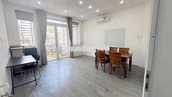 CHO THUÊ SÀN VĂN PHÒNG 120m2 NGAY MẶT TIỀN ĐƯỜNG CMT8