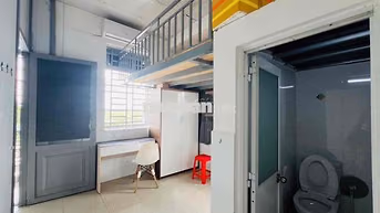 Cho Thuê Gác, Ban công, Gần Học Viện Hàng Không, Văn Hiến