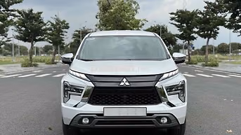 Mitsubishi Xpander Premium 2024 Trắng 8.800km
