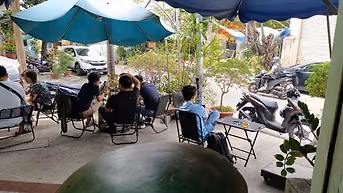 Cho thuê mặt bằng Nguyễn Hữu Cảnh P22 BT, 5x4m, vỉa hè rộng, 9tr