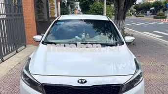 Kia Cerato 2018 Số sàn 90000 km Trắng
