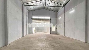 Chủ cho thuê xưởng 300m²  = 15tr, tải 10T cao 7m