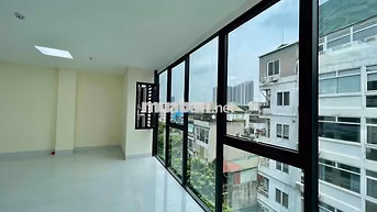 Cho thuê văn phòng tại Hoàng Cầu 115m2 giá chỉ 20t nhà siêu mới