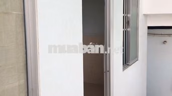 Phòng trọ 16m2 Nguyển Giản Thanh, Q. 10