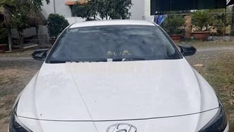 Hyundai Elantra 2024 Bản đặc biệt 25200 km Trắng