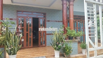 Nhà vườn nguyên căn tổng diện tích 400m2, diện tích nhà xây 150m2