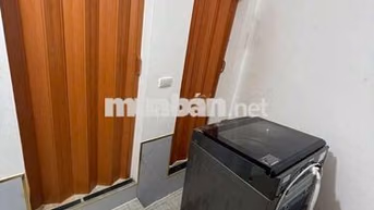 cho thuê nhà 158 nguyễn văn cừ giá chỉ 3.000.000
