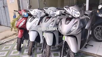 Honda Vision 2025 màu Đỏ Trắng Xám
