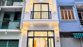 Chính chủ bán nhà 4 tầng Phan Văn Trị, hẻm 7m thông, nhỉnh 6 tỷ.