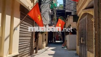 Nhà Phố Nguyễn Khánh Toàn, ô tô thông, kinh doanh 40m2 5 tầng chỉ 11d