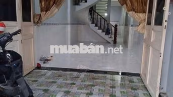 nhà 3.5x20m đúc 2 tấm mặt tiền đường nhựa gần chợ Bà Điểm