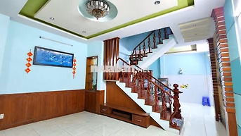 Nhà ở + làm văn phòng + kết hợp KTX