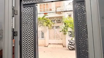Bán Nhà Hẻm 650 Điện Biên Phủ Q10 52M2 Ngang 3M5 3 Tầng 3 PN - 8 Tỷ 9