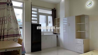 Ban công,full nội thất,trung tâm him lam