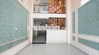 Cho Thuê Nhà Mới Đẹp DT 200m2 1Trệt 1Lửng 2Lầu 4Pn 4Wc Hẻm Xe Tải