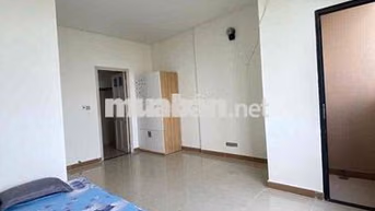phòng 5tr giảm còn4tr7 , cách PMH 5p đi xe, hồ bơi , công viên