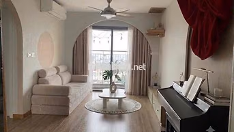 Cần bán 2 ngủ 55m2 Imperi Full đồ xịn tầng trung , Vinhomes Smart city