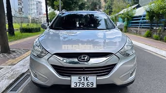 Hyundai Tucson Tự động Bạc