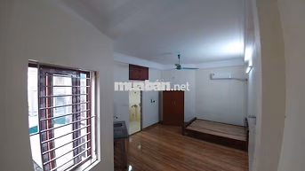 chính chủ cho thuê phòng tầng 2 cách sân vận động mỹ đình 500m