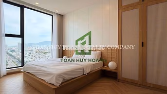 Cho thuê căn hộ 3PN cao cấp Panoma 1