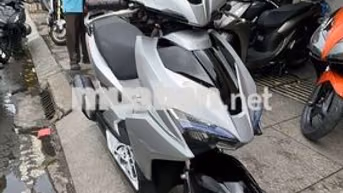 Honda Air Blade 2017 Bạc Đã sử dụng