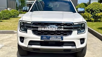 Ford Everest Titanium Plus 2.0L 4x4 AT 2025 Trắng