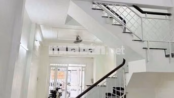 Nhà 1 trệt 2 lầu sân thượng đường 4B KDC Vĩnh Lộc BHH B bình tân