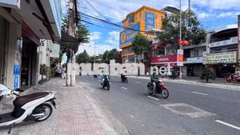 Chủ Giảm Mạnh Căn Nhà 2 Tầng Trung Tâm Nha Trang, Kề bên St. Lotte.