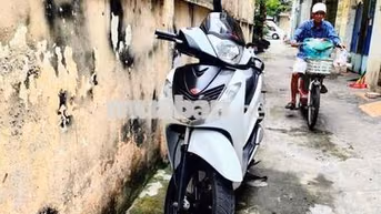 Honda SH 150i Nhập Ý Trắng