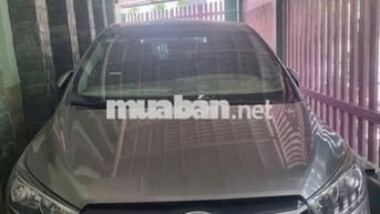 Toyota Innova 2.0E 2019 Xám bạc 7 chỗ