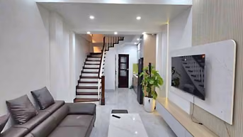 Bán nhà Ngọc Thuỵ, Bồ Đề, 35m2, 4 tầng, 4 phòng ngủ, đầy đủ nội thất