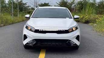 Kia K3 2025 1.6AT Luxury Trắng