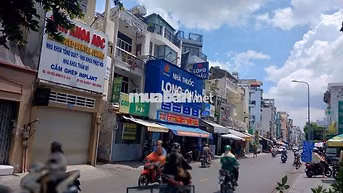 Hòa Hưng. Q10. 2 tầng 30m. Giá chỉ 4.55 Tỷ