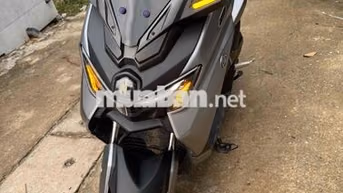 Yamaha NMAX Tech Max 2026 Xám