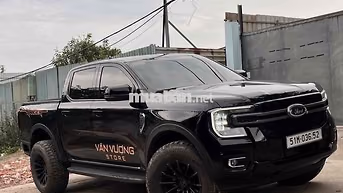 Ford Ranger XLS 2025 Tự động Đen Việt Nam