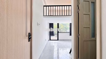 PHÒNG MỚI XÂY - CĂN HỘ DỊCH VỤ DUPLEX BAN CÔNG NGAY LÊ LỢI - SÁT IUH