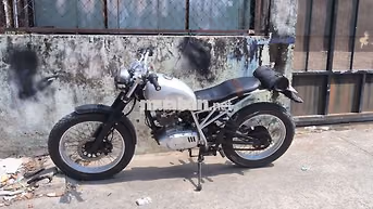 Suzuki GN125 2009 Bạc đen up cafe racer