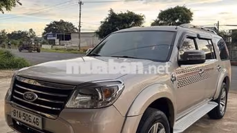 Ford Everest 2011 Số sàn Vàng cát