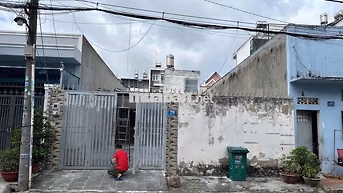 nhà rộng có sân rộng, có chỗ để oto