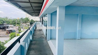 Cho thuê MB Gốc , 14 x 50m, 3 lầu, 22VP, giá : 120tr