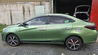 Toyota Vios Xanh lá 5 chỗ